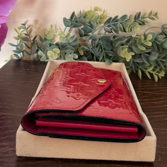 Louis Vuitton Vernis Sarah Wallet Pink Monogram Patent Leather LV - Picture 4 of 9